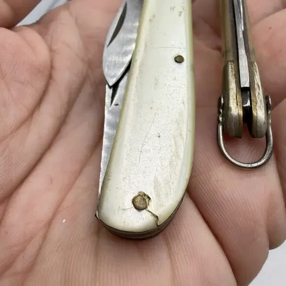 vintage Novelty Pocket Knife Knives Devil Girl Scout Gun Mini Revolver Purina - Picture 12 of 16